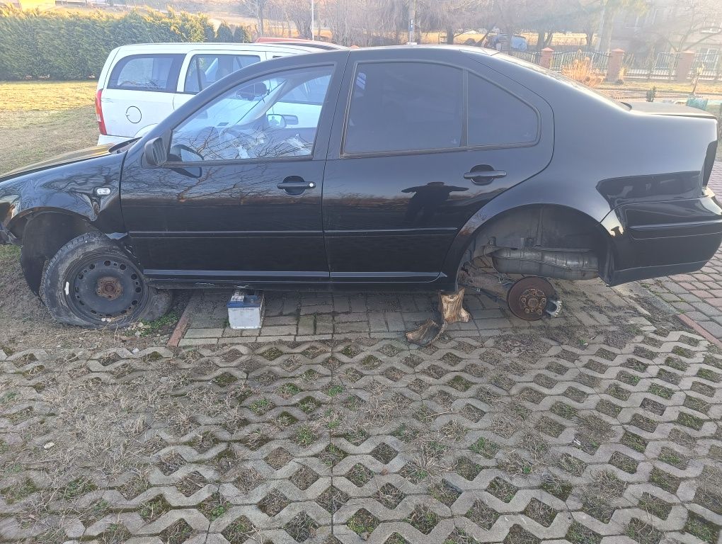 VW Bora Na Części