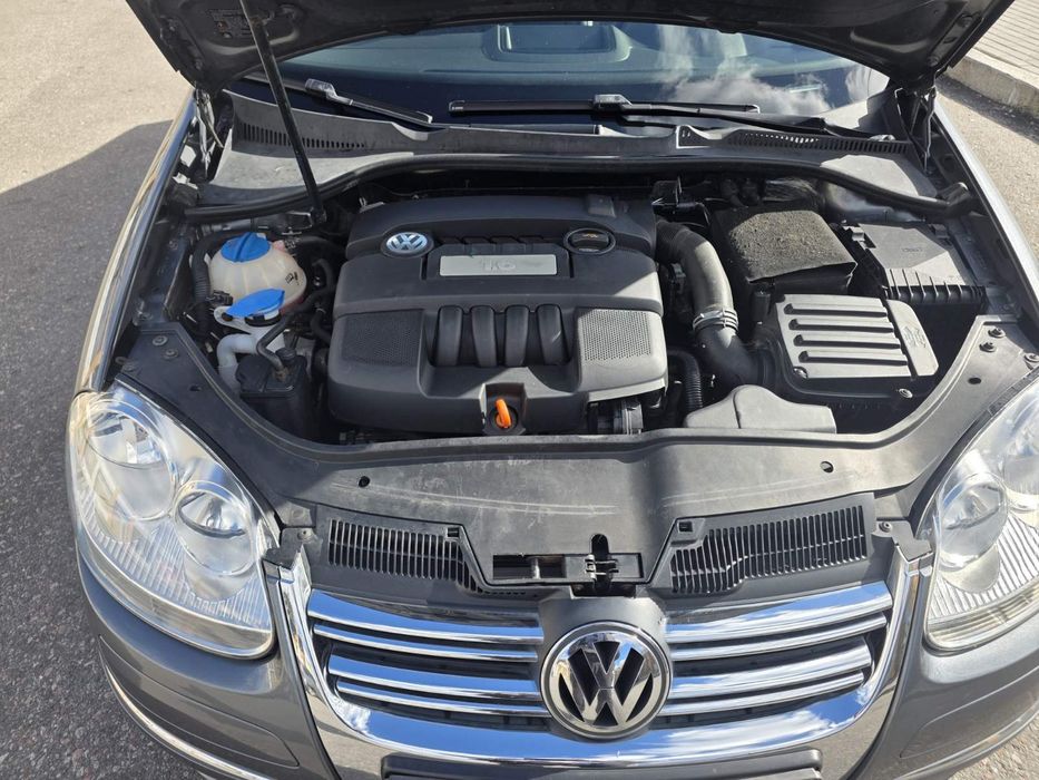 Продам Volkswagen Jetta