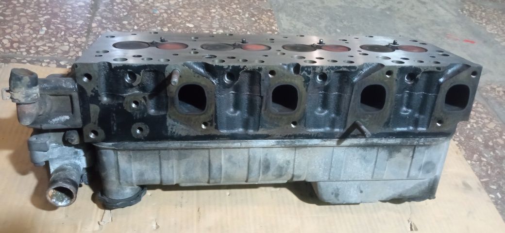 Головка в зборі на мотор Исузу Isuzu 2.8 л. 4JB1 (T)