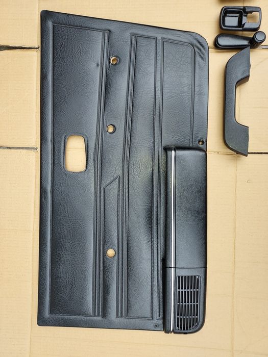 Boczki drzwi VW Golf,Caddy MK1- Idealne