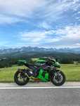 Kawasaki ZX KRT Zx10r ninja zx10 kawasaki akrapovic quickshifter