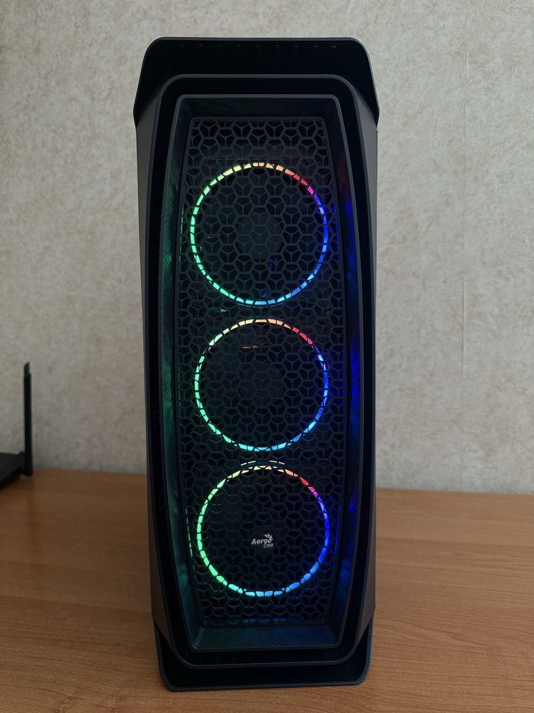 Игровой ПК AMD Ryzen 5600 / 5700xt / 32GB RAM / 1TB SSD M2