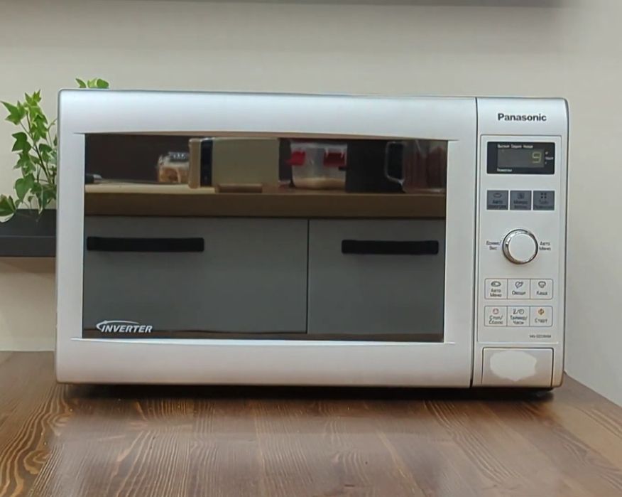 Запчастини мікрохвильовки Panasonic NN-SD366M розбока