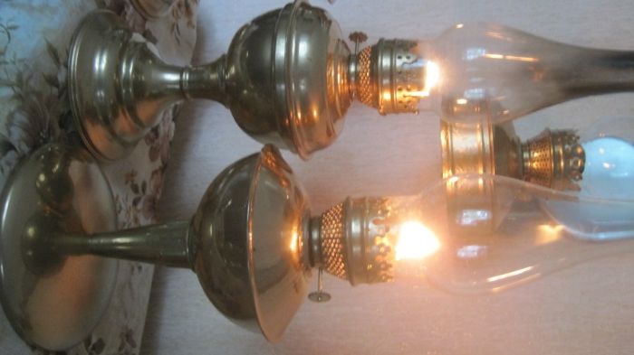 красивая рабочая керосинка керосиновая старина фонарь лампа