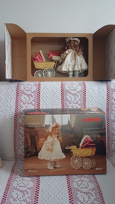 Wózek retro wraz z lalką  Märklin
