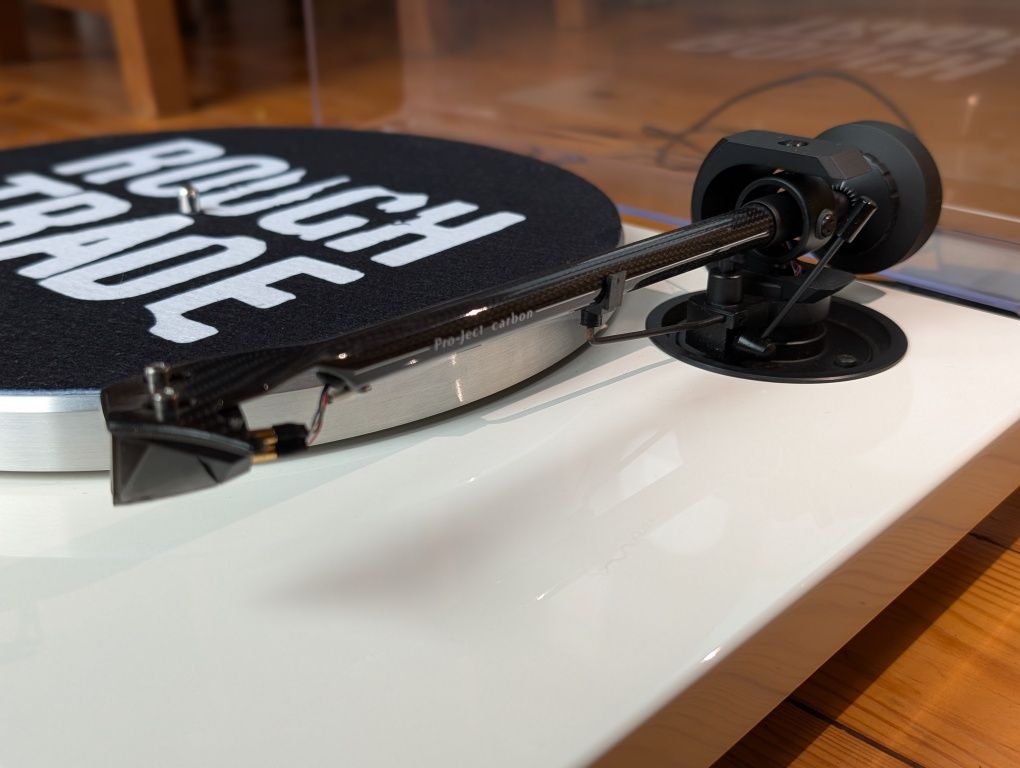 Gramofon PRO-JECT 1-XPRESSION CARBON + przedwzmacniacz + kable