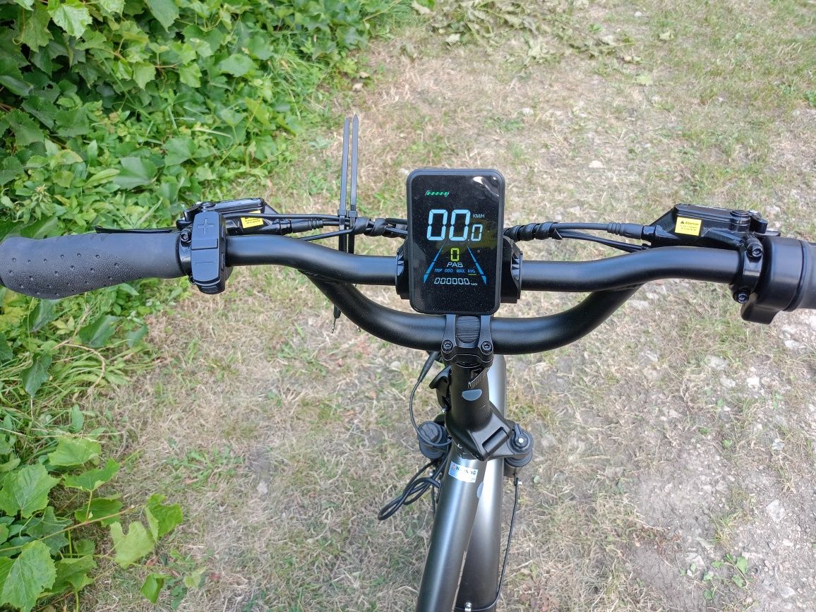 Rower elektryczny trójkołowiec