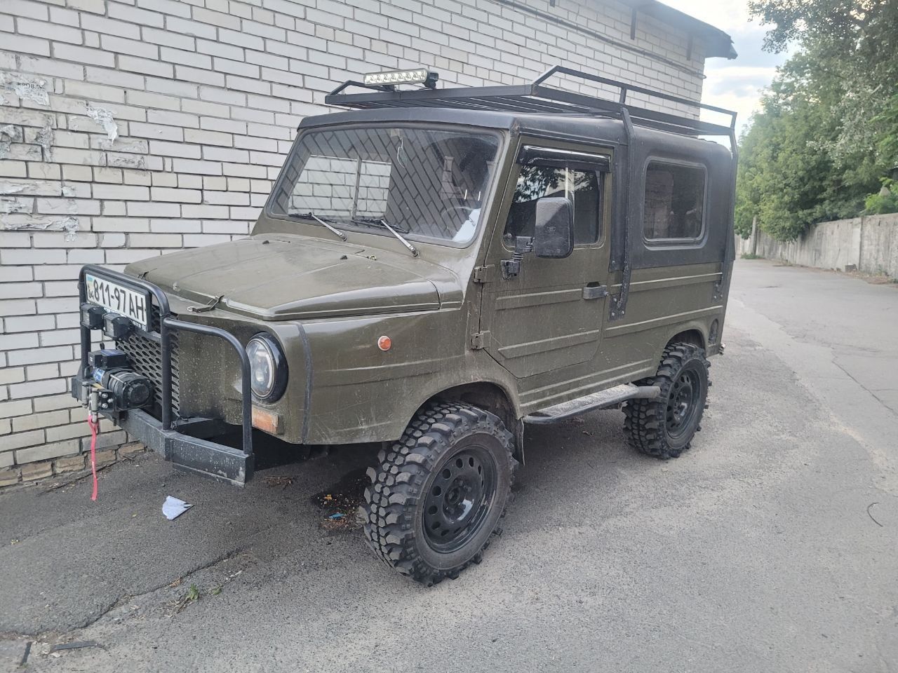 Продам ЛУАЗ Волынь внедорожник