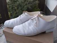 Buty komunijne 36