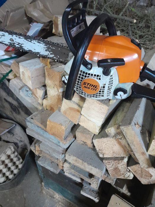 Pila spalinowa Stihl.