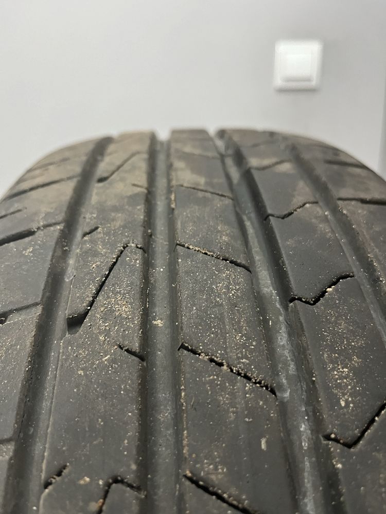 Opony 215/65/17 letnie komplet hankook