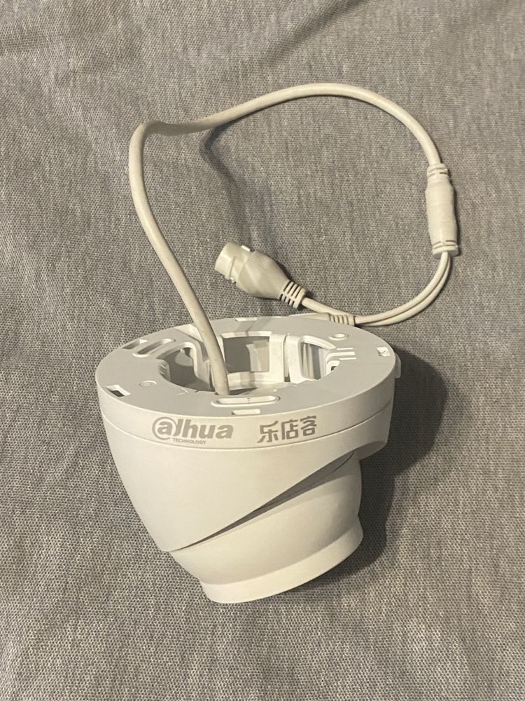 IP-камеру Dahua DH-IPC-HDW1025C (Нова)