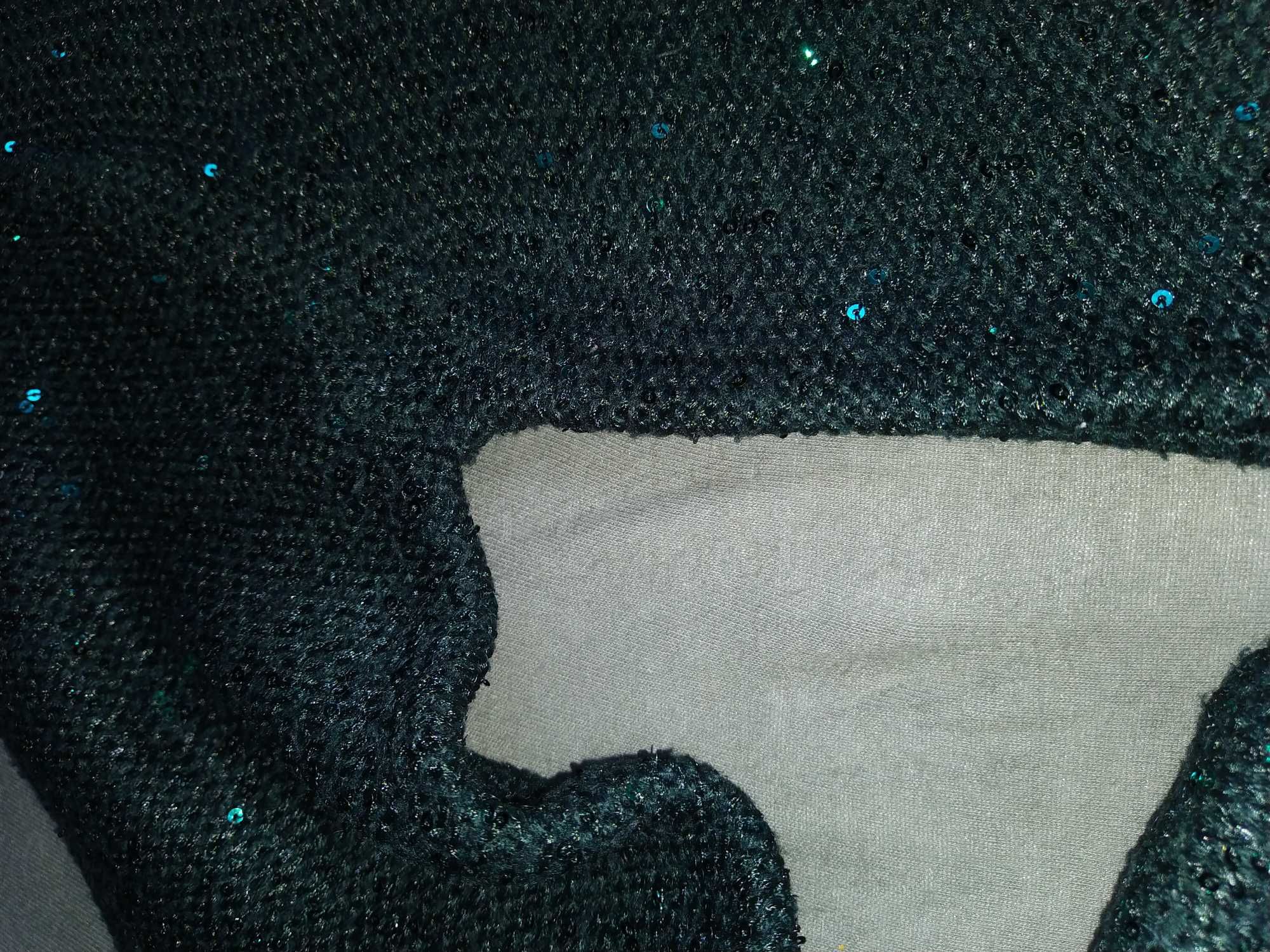 Sweter Esmara, butelkowa zieleń rozmiar M, błyszczące cekiny