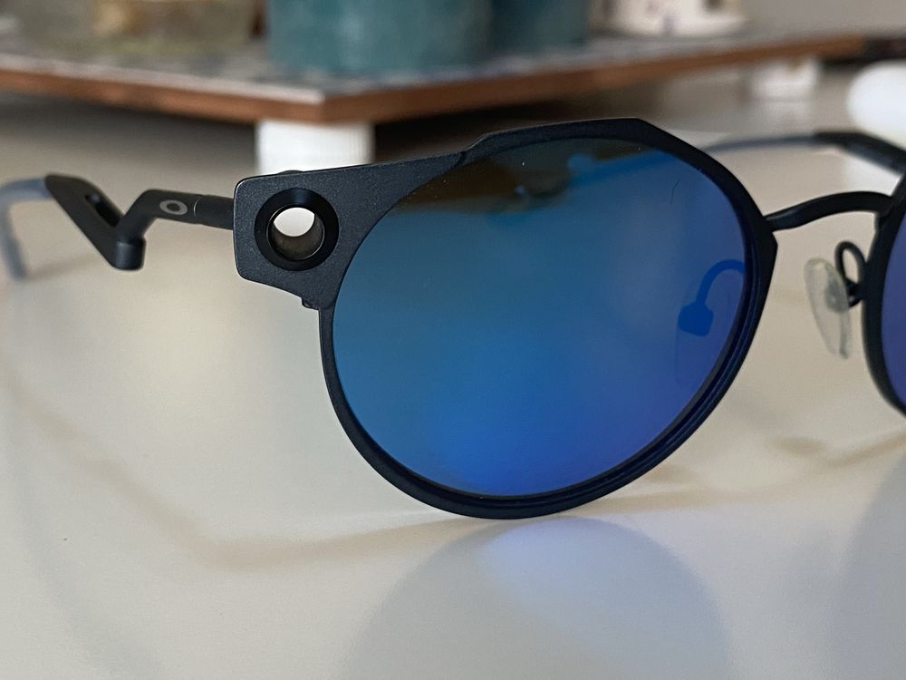 Okulary przeciwszłoneczne Oakley deadbolt