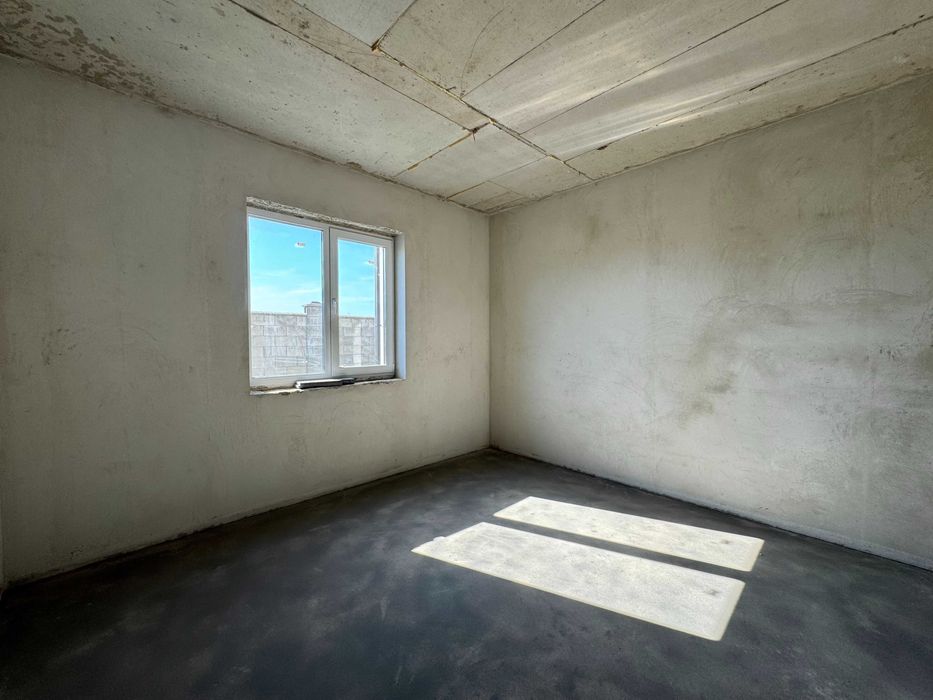 Продам будинок з опаленням, сторона Авторинку, готовий під ремонт