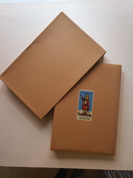 Album na pocztówki zdjęcia koperty FDC + kolekcja pocztówek psy i koty