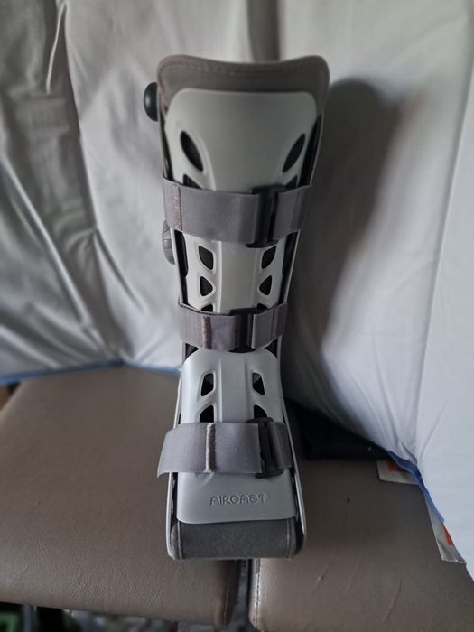 Пневмо протез голеностопний, протез для ноги, підтримка ноги