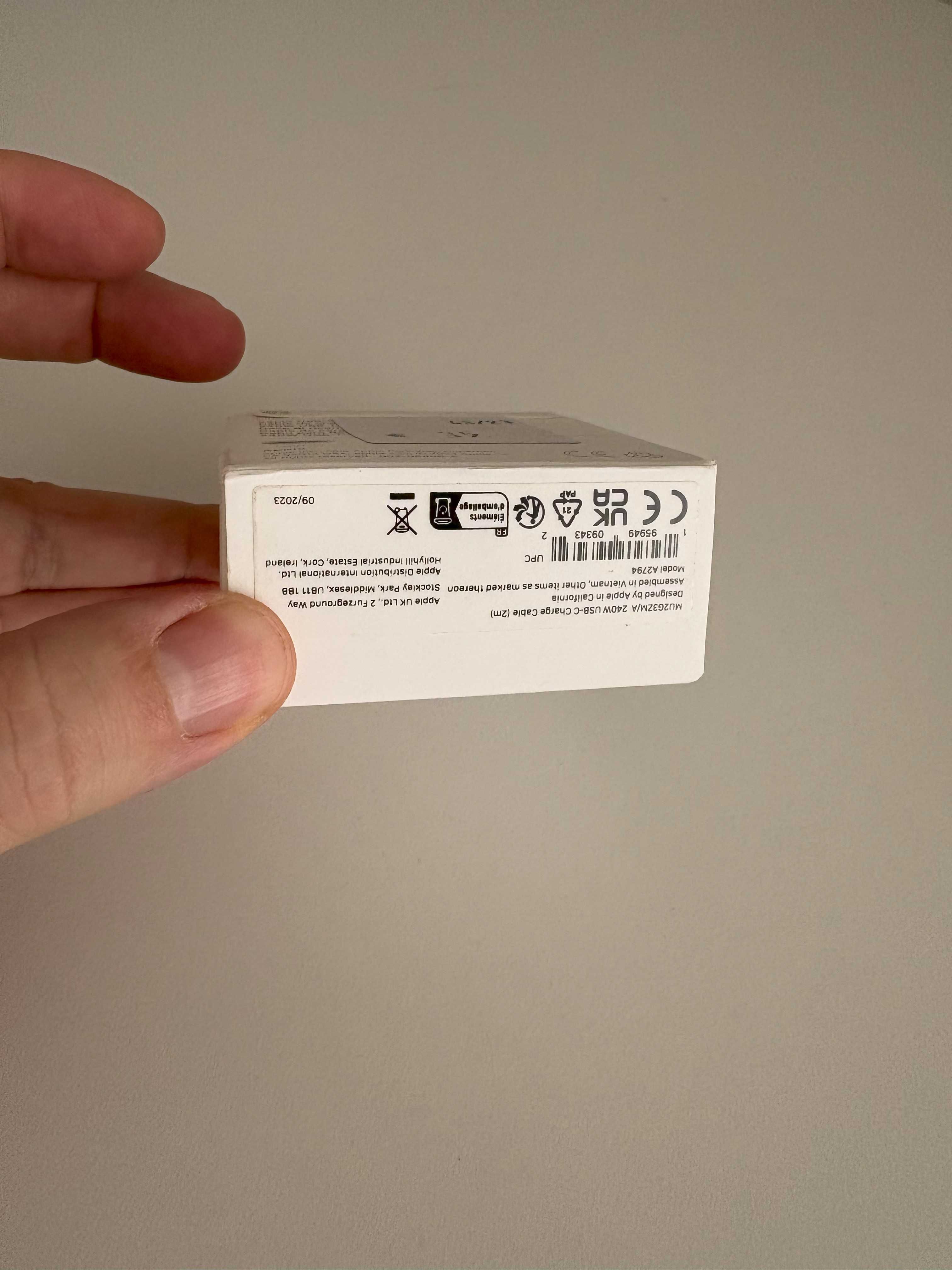 Przewód USB-C do ładowania, Apple, 240 W (2 m)