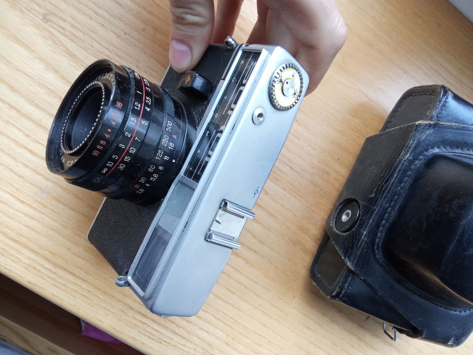 Kamera filmowa  łono sokol Obiektyw undustar 70 ZSRR

Kamera filmowa