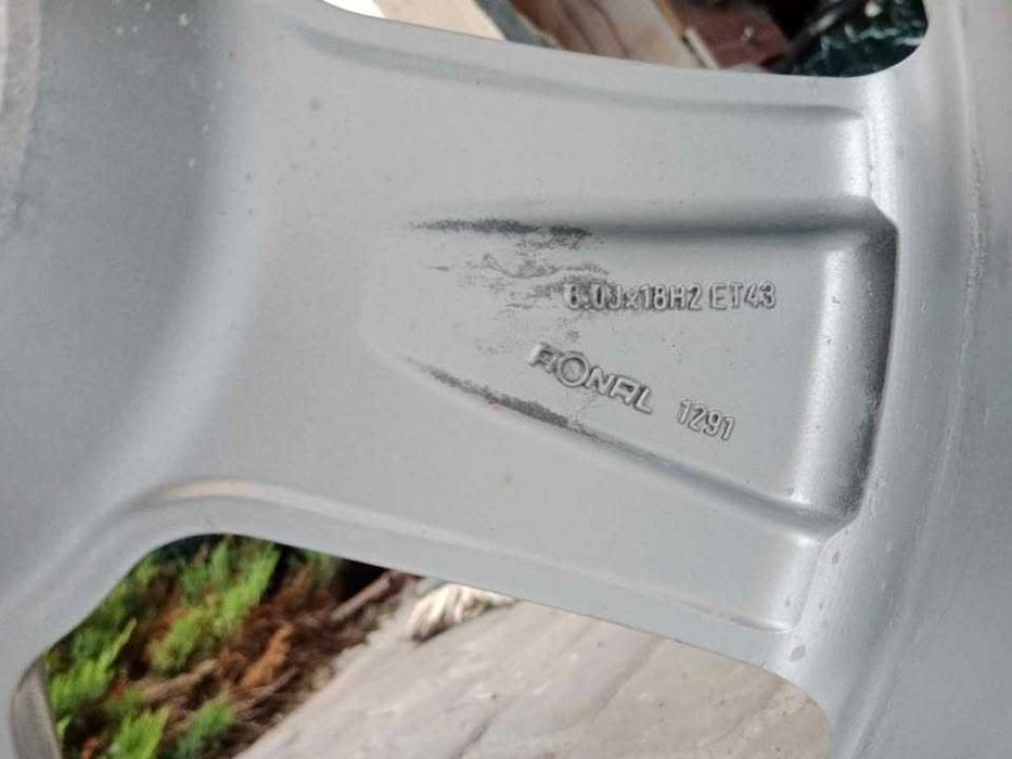 Felgi aluminiowe 18 5x112, Audi, ET 43, łopaty Ronal