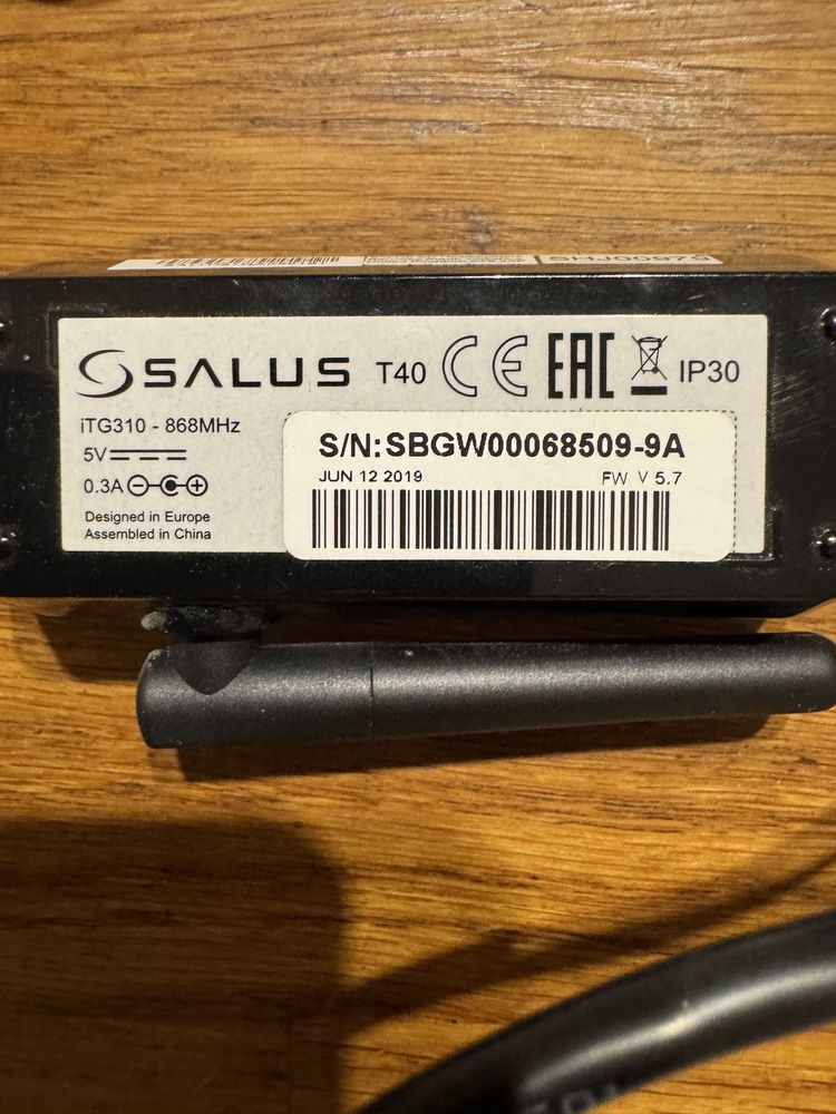 Regulator Salus RT310i