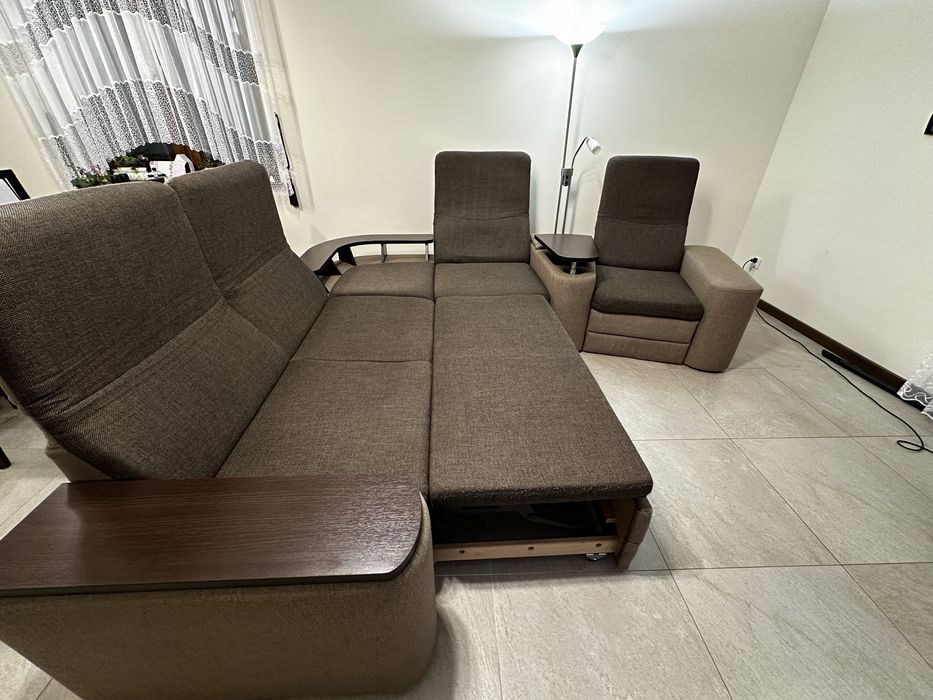 Narożnik modułowy z funkcją spania 280x250