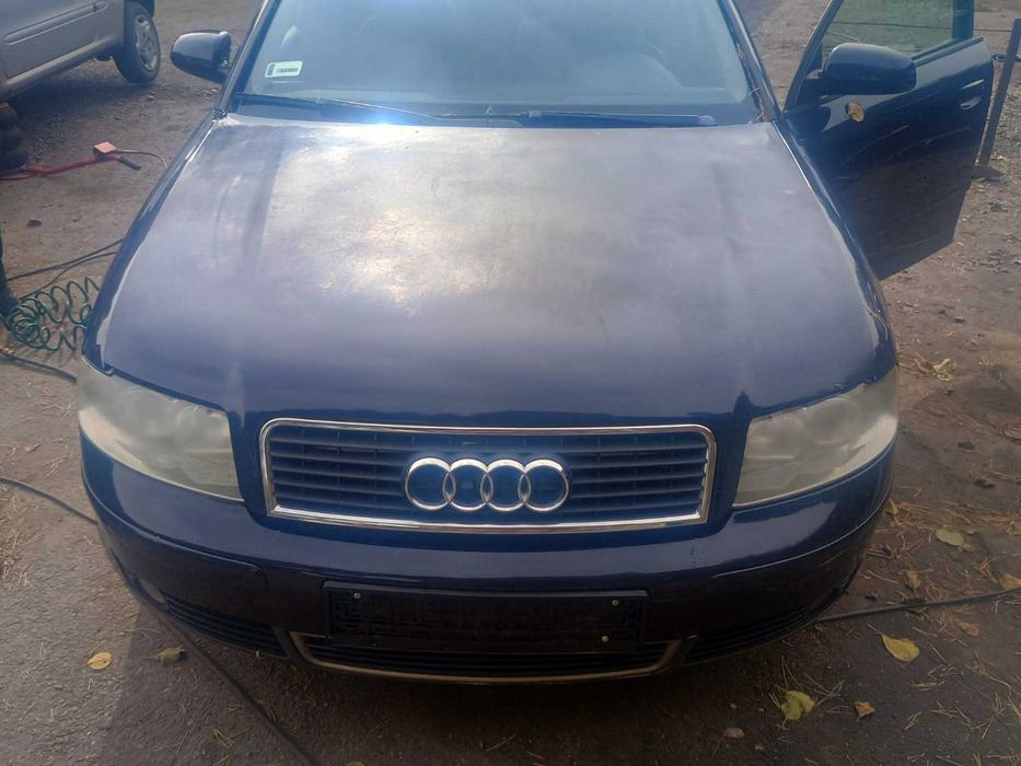 Audi A4 B6 00-04 KOMPLETNY przód Zderzak Lampy Błotniki Maska Pas LZ5L