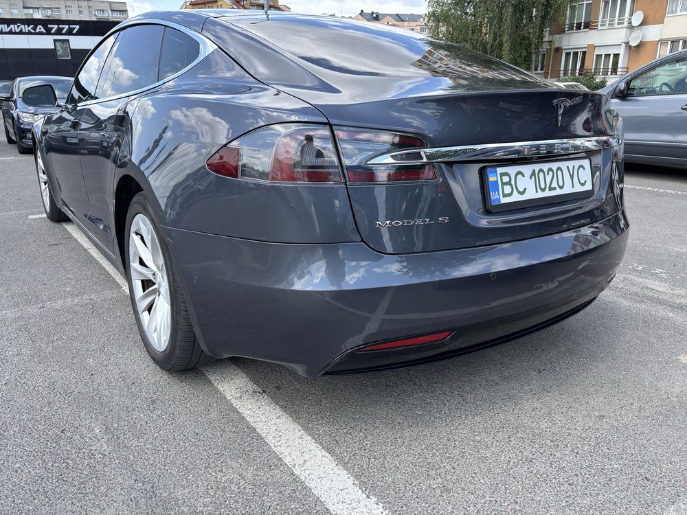Tesla Model S 2017 75kwt FSD