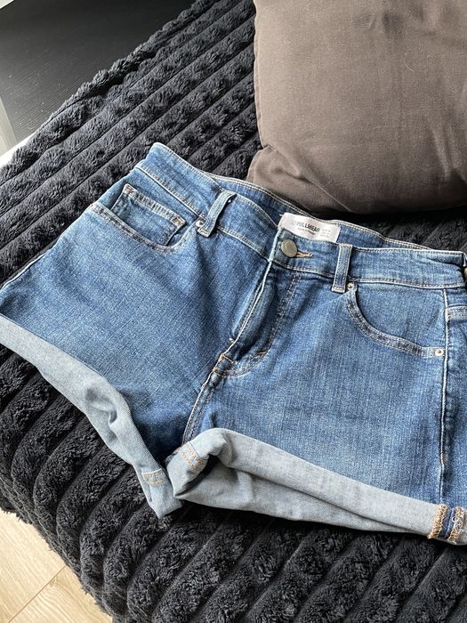 Krótkie spodenki damskie Pull&Bear