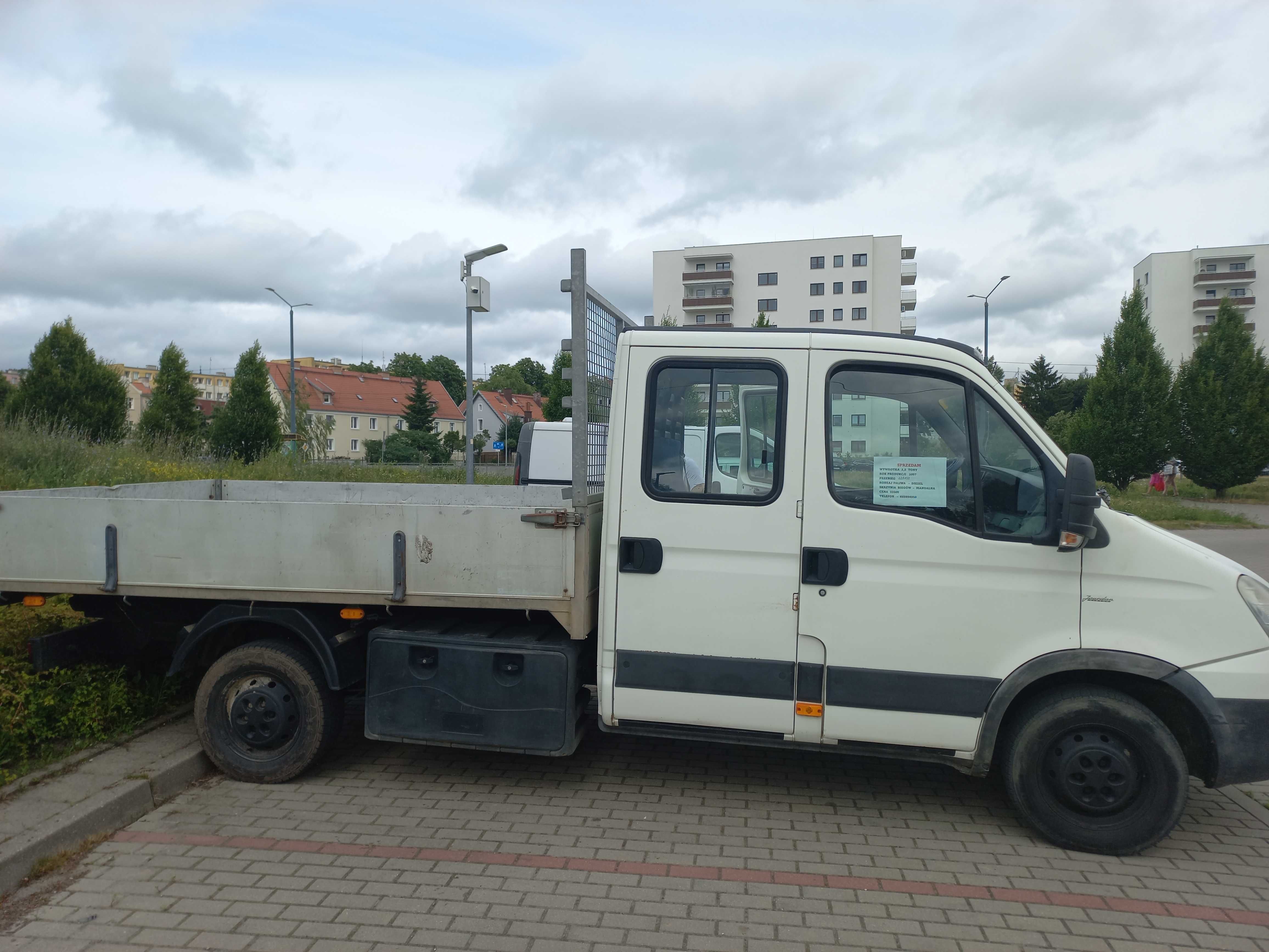 Sprzedam Iveco 7 osobowy