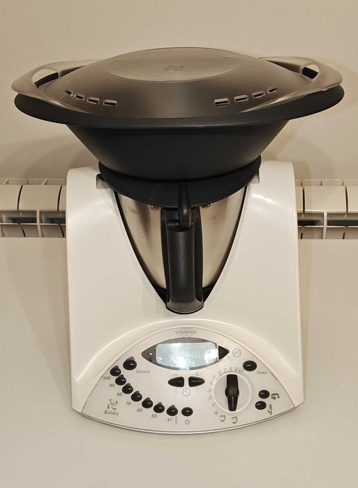 Bimby TM31  bem estimada c/ acessórios