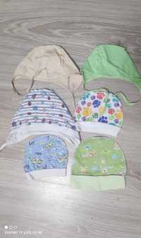 Чепчики и шапочки для новорожденного