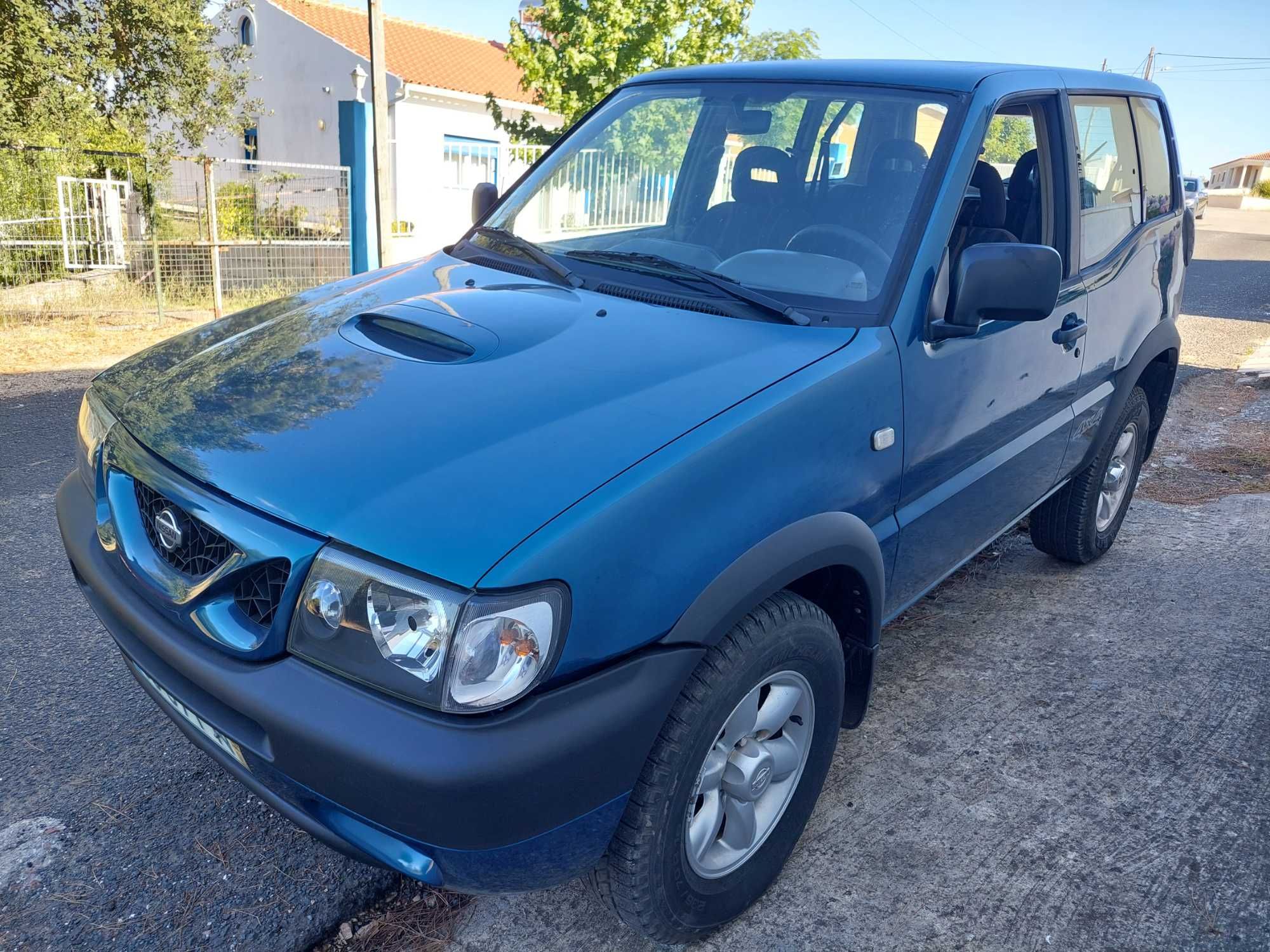 Nissan Terrano II R20 E apenas 93 000 Km