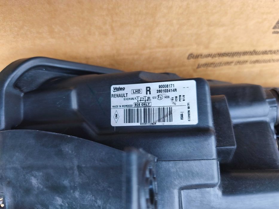 DACIA DOKKER LODGY LIFT lampa prawa przód reflektor 260.102.414R