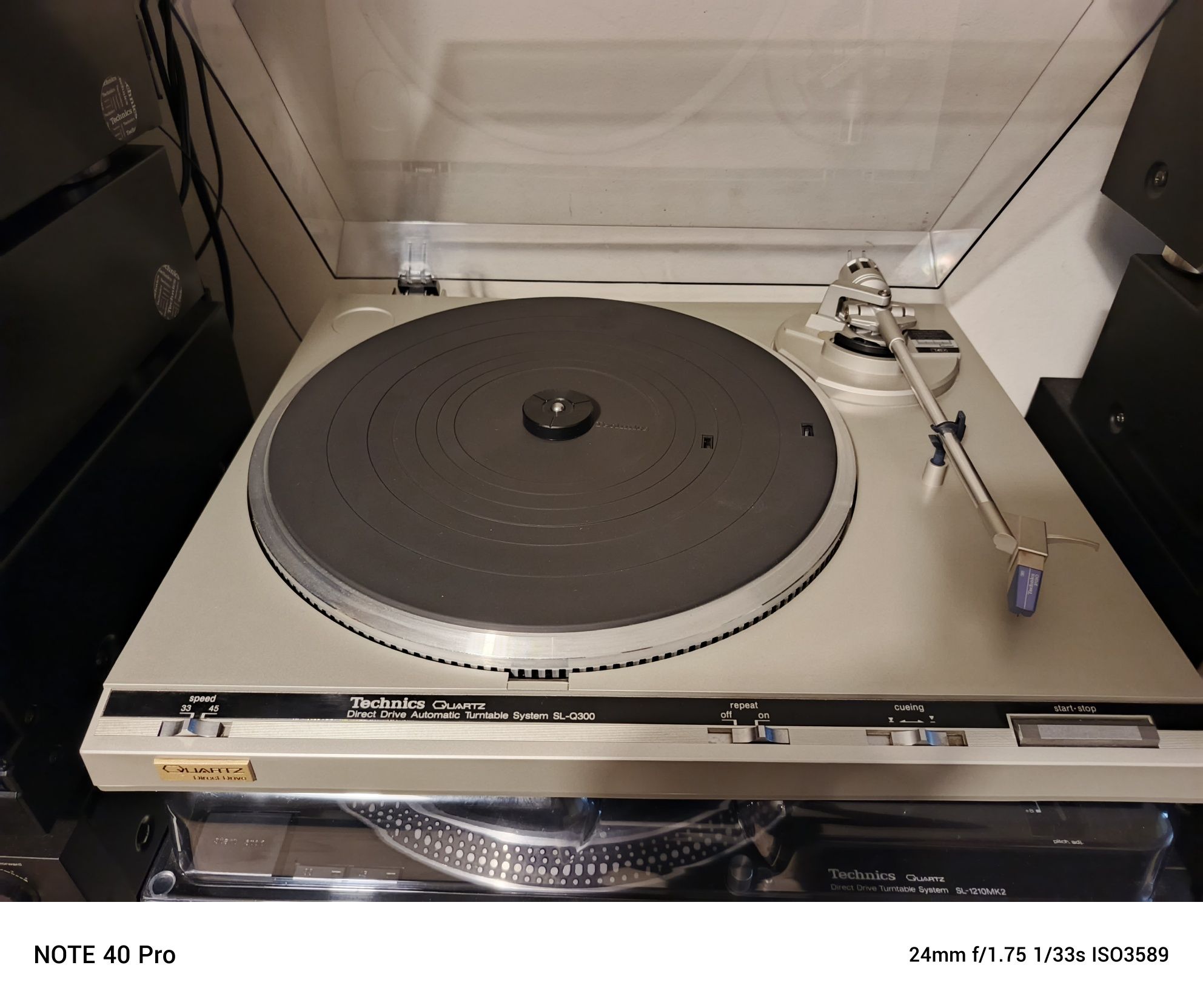 Technics gramofon.
