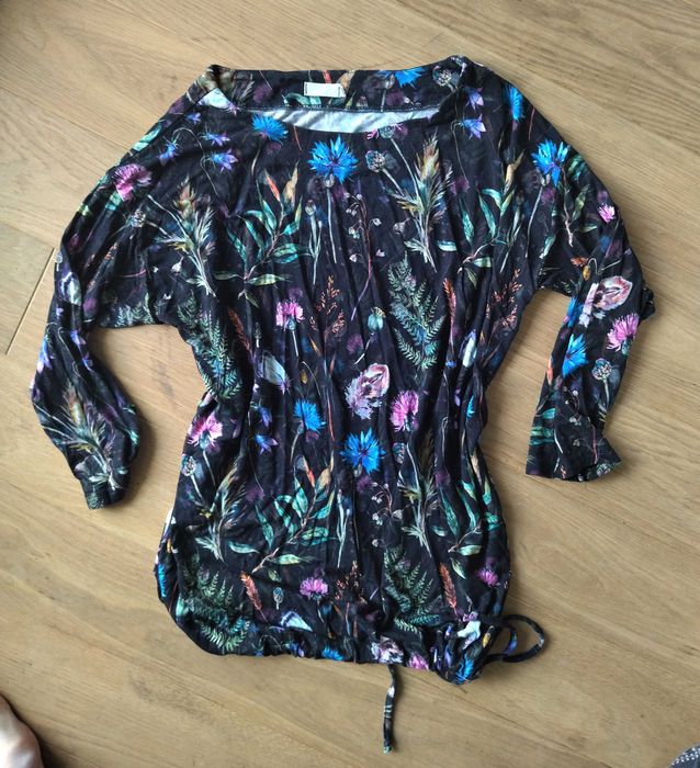 Bluzka w kwiaty, rękaw 3/4, dół z troczkiem, wiskoza, Tola, 40