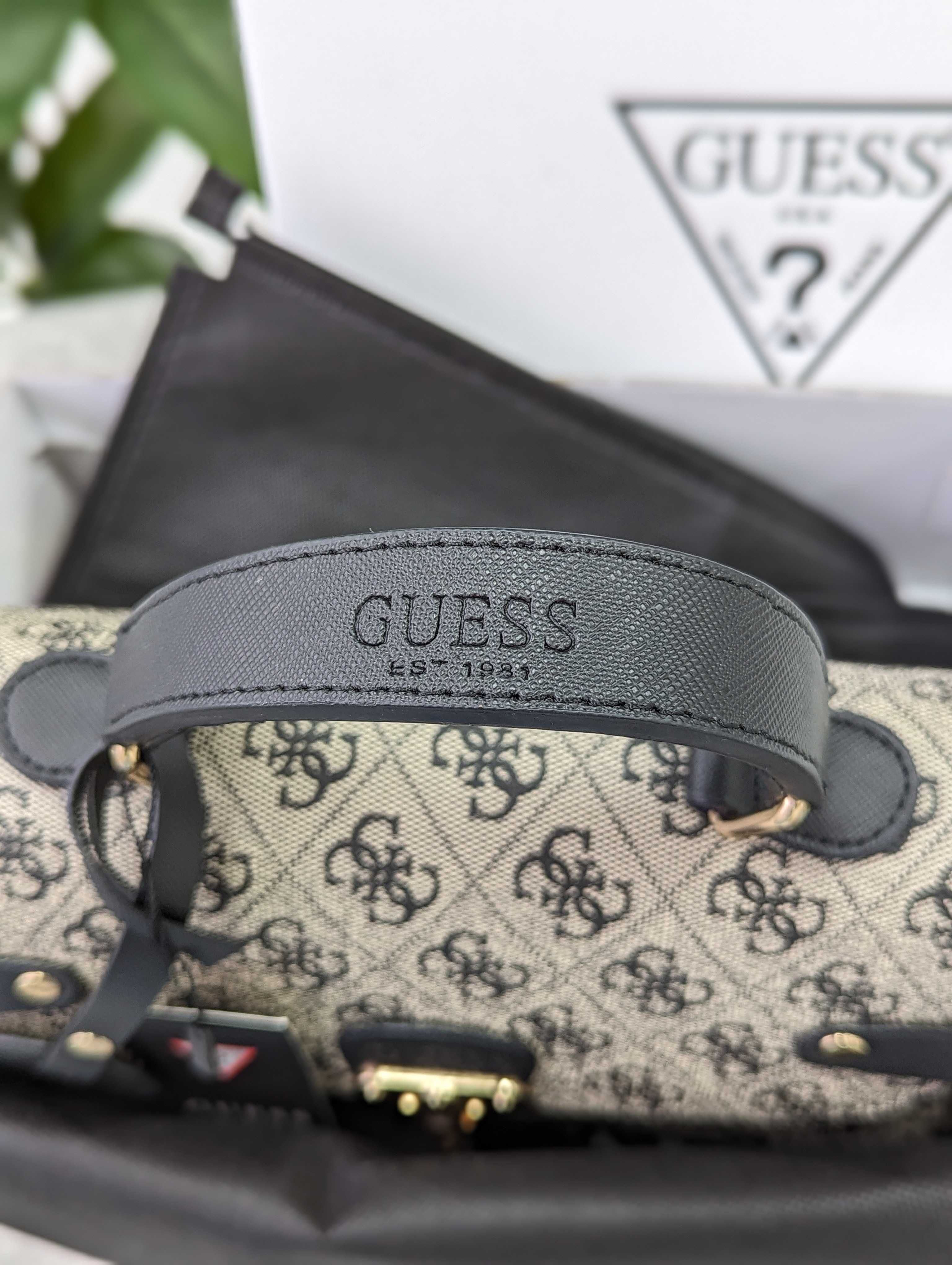 Женская сумка Guess моногам через плечо  Гесс
