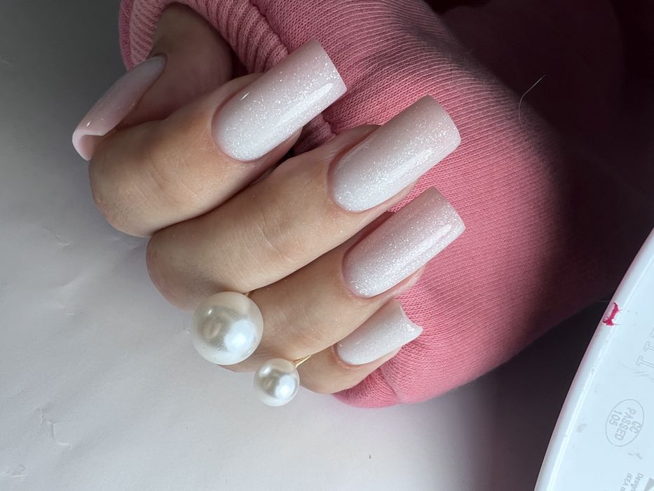 Район термінал. Манікюр комплекс/корекція гелем 500 салон краси