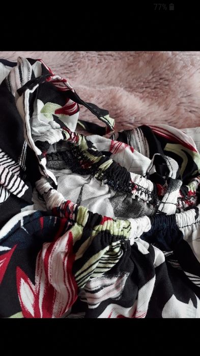 Długa sukienka na ramiączkach w kwiaty maxi z falbaną rozmiar S/M