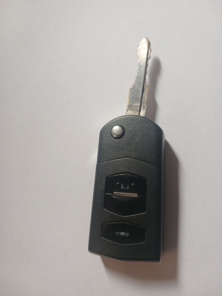 Продам оригінальний ключ мазда 6 2009 2.2 дизель