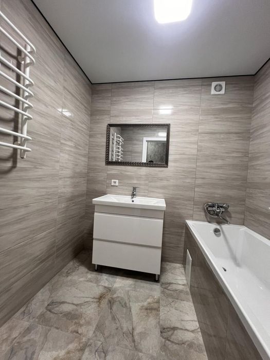 Терміново! 2к здана новобудова з ремонтом!