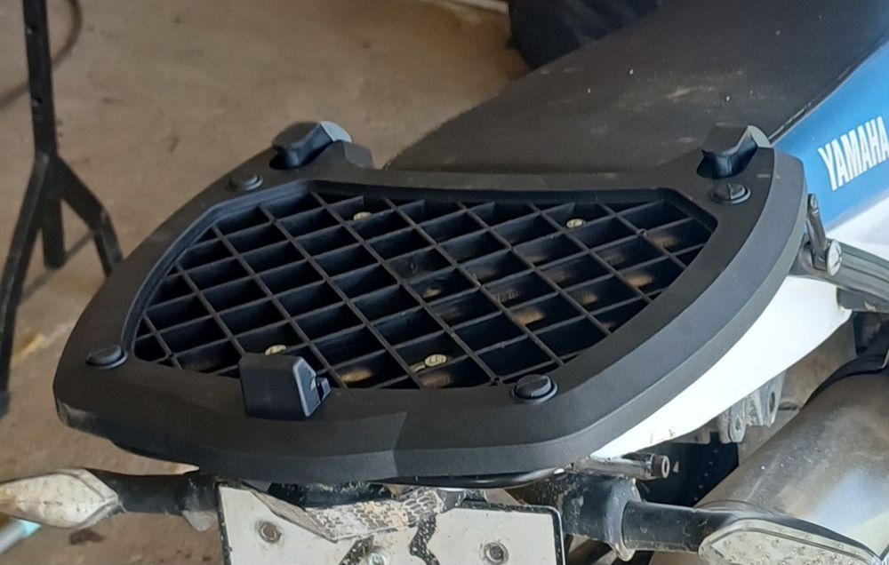 Top case universal 47 L