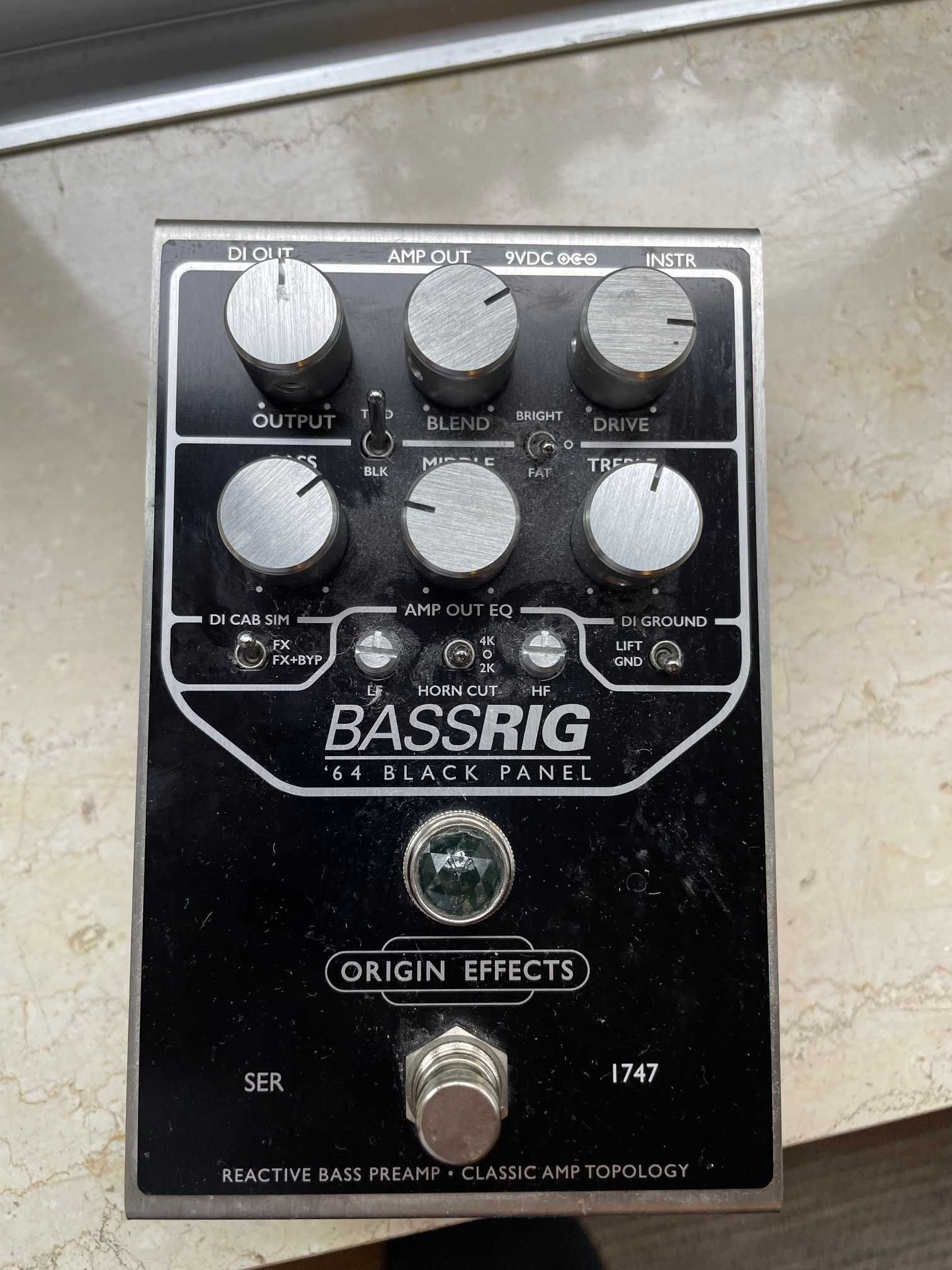 Origin Effects Bassrig ’64 Black Panel