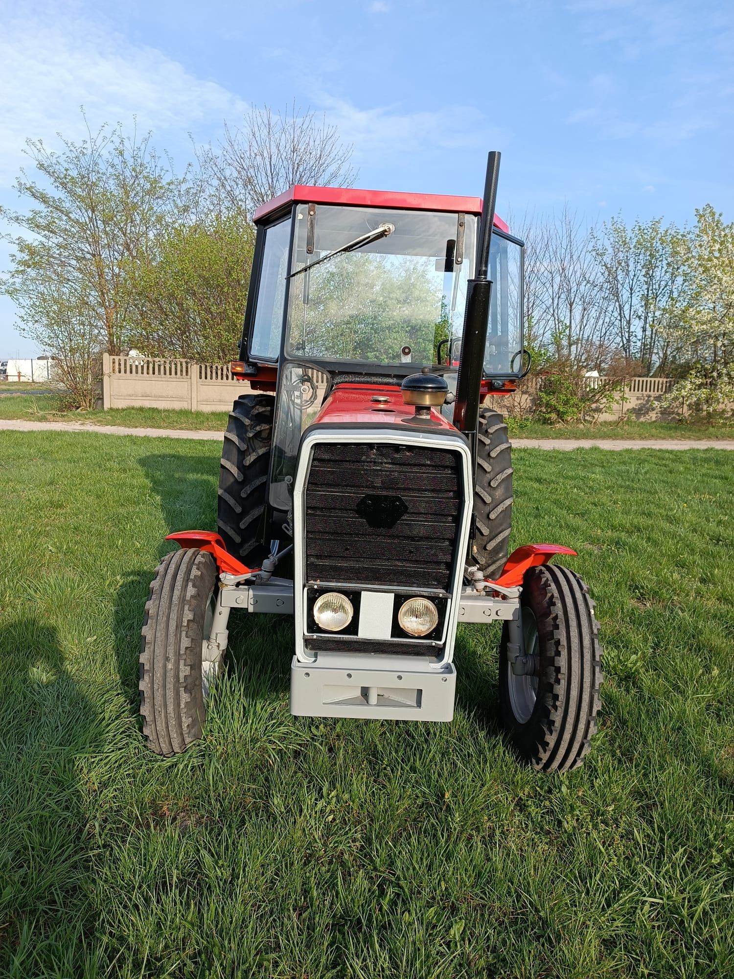 Massey Ferguson MF-255 po kapitalnym remoncie silnika ! Nowe opony!