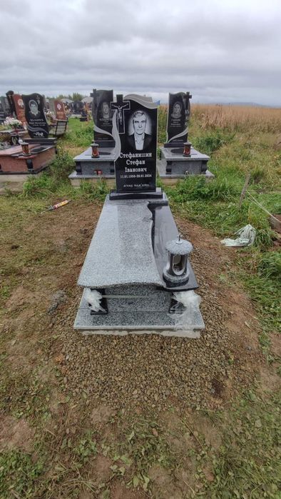 Пам'ятник дешево, опт