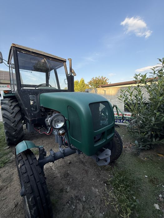 Traktor URSUS c4011