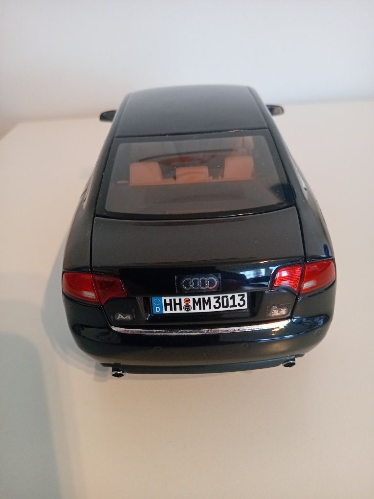 Audi a4 b7 minichamps 1:18