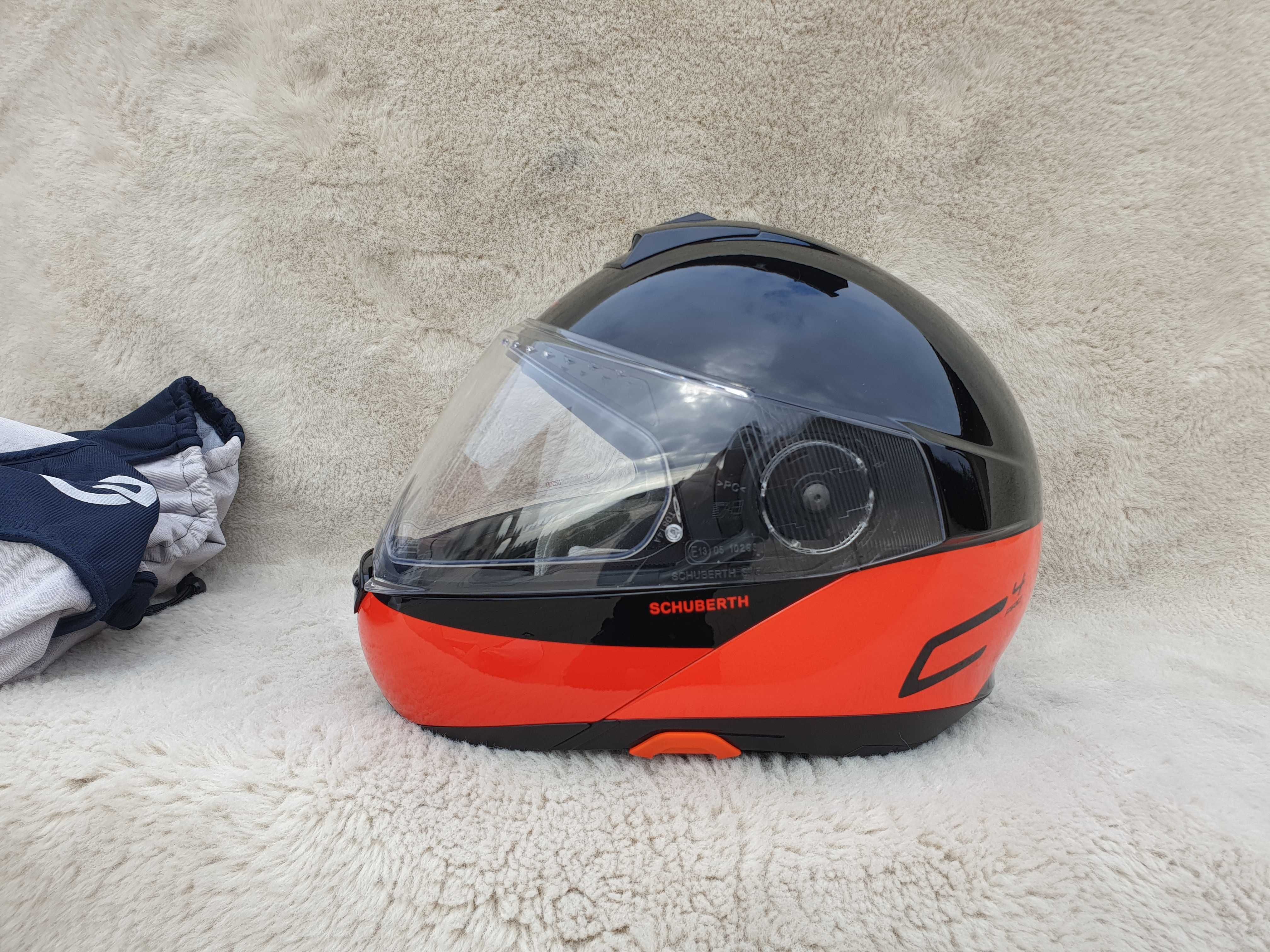 Schuberth C4 Pro S szczękowy kask motocyklowy z blendą