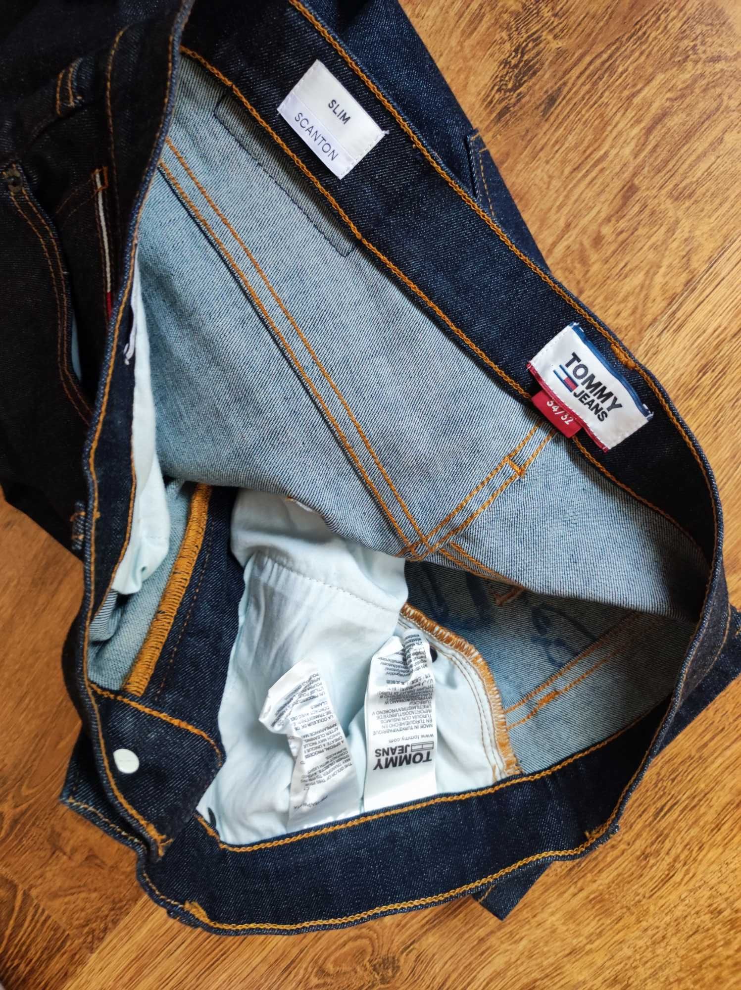 Spodnie jeans Tommy Hilfiger 34/32