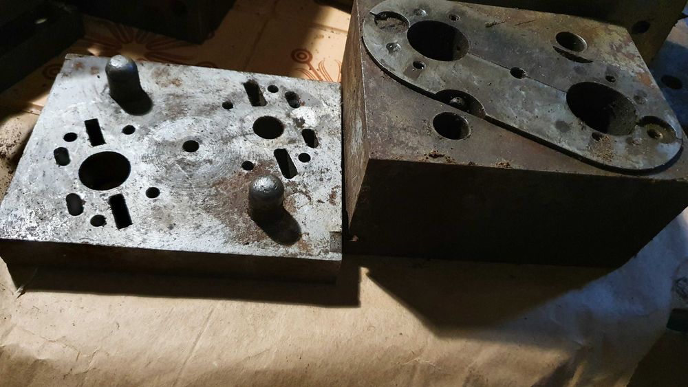 Formy przemysłowe wtryskowe do produkcji plastikowych zabawek, figurek